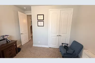 337 Prairie Ridge Lane, Lewisville, TX 75056 - Photo 3