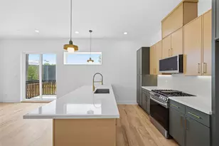 4605 Belmont Ave, Dallas, TX 75204 - Photo 13