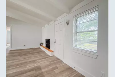 5808 Wales Avenue, Fort Worth, TX 76133 - Photo 9