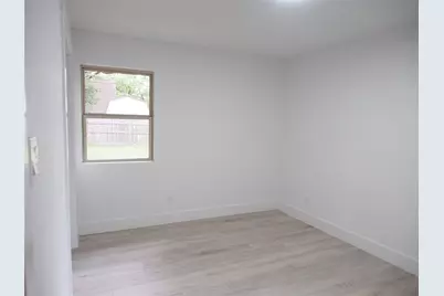 1703 Foster Drive, Arlington, TX 76012 - Photo 13