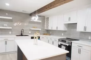 1703 Foster Dr, Arlington, TX 76012 - Photo 9