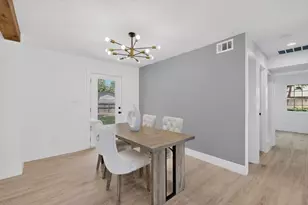 1703 Foster Dr, Arlington, TX 76012 - Photo 13