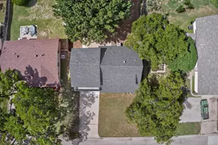 1703 Foster Dr, Arlington, TX 76012 - Photo 35
