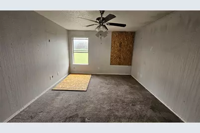 714 Charles City Drive, Arlington, TX 76018 - Photo 9
