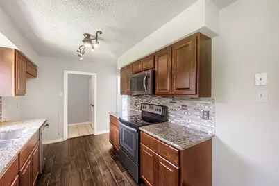 1701 Paxton Drive, Carrollton, TX 75007 - Photo 11
