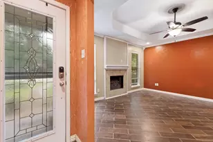 829 Broadmoor Dr, Mesquite, TX 75149 - Photo 3