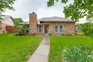 829 Broadmoor Dr, Mesquite, TX 75149 - Photo 1
