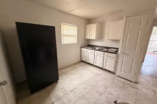 1720 E Arlington Ave, Fort Worth, TX 76104 - Photo 5