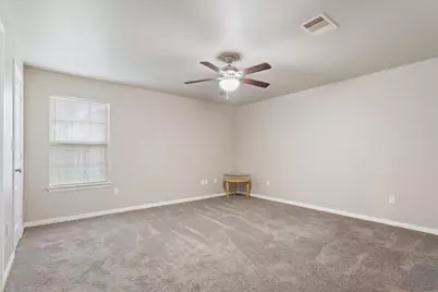 605 Powers Street, Lacy Lakeview, TX 76705 - Photo 11