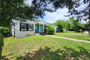 212 N 19th St, Corsicana, TX 75110 - Photo 5