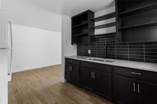 212 N 19th St, Corsicana, TX 75110 - Photo 11