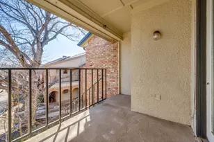 2835 Keller Springs, Carrollton, TX 75006 - Photo 23