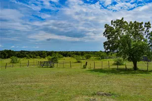 204 County Rd 443, Chilton, TX 76524 - Photo 37