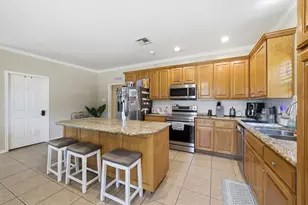 221 Gurley Ln, Waco, TX 76706 - Photo 9
