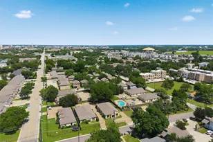 221 Gurley Ln, Waco, TX 76706 - Photo 25