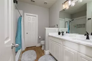 1016 Pebblecreek Dr, Burleson, TX 76028 - Photo 27