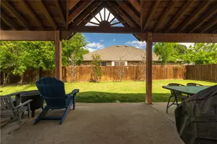 1016 Pebblecreek Dr, Burleson, TX 76028 - Photo 37