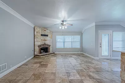 8220 Mossberg Drive, Arlington, TX 76002 - Photo 7
