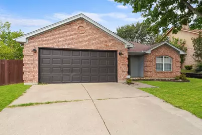4809 Maryannes Meadow Drive, Lake Worth, TX 76135 - Photo 3