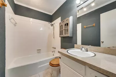 657 Sue Ann Lane, Burleson, TX 76028 - Photo 13