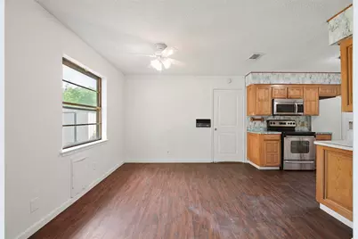 657 Sue Ann Lane, Burleson, TX 76028 - Photo 5