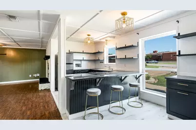 906 Pleasant Valley Road, Garland, TX 75040 - Photo 21
