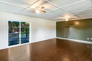 906 Pleasant Valley Rd, Garland, TX 75040 - Photo 7