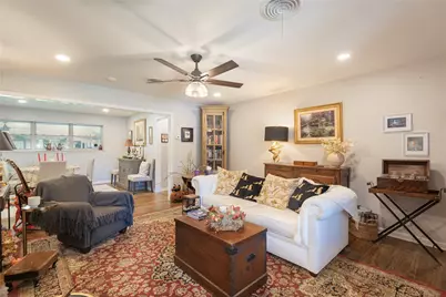 925 S Andrews Avenue, Sherman, TX 75090 - Photo 9