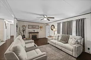 3119 Brazos River Dr, Granbury, TX 76048 - Photo 13