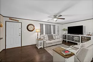 3119 Brazos River Dr, Granbury, TX 76048 - Photo 11