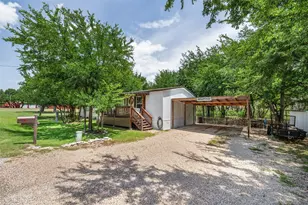 3119 Brazos River Dr, Granbury, TX 76048 - Photo 3