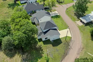 1995 Lakeview Dr, Kemp, TX 75143 - Photo 9