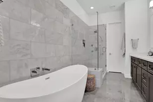 13001 Hutton Dr, Farmers Branch, TX 75234 - Photo 23
