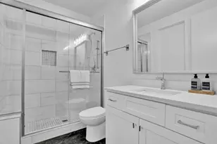 13001 Hutton Dr, Farmers Branch, TX 75234 - Photo 9