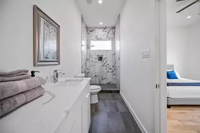 1350 Strickland Street, Dallas, TX 75216 - Photo 15