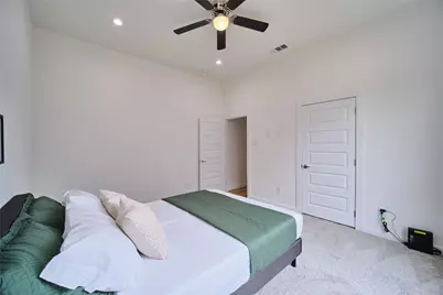 1350 Strickland Street, Dallas, TX 75216 - Photo 23