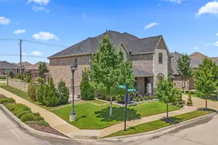 3001 Newsom Ridge Dr, Mansfield, TX 76063 - Photo 3