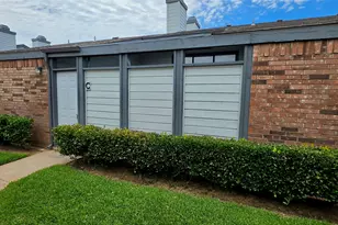 614 Bellaire Dr, Hurst, TX 76053 - Photo 1