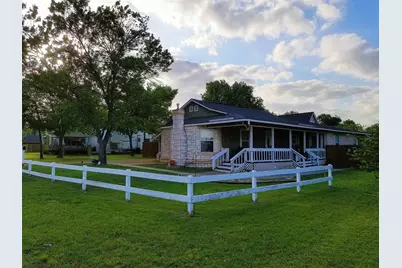 6113 Broadway Avenue, Haltom City, TX 76117 - Photo 1