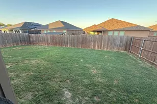 9124 Sycamore Leaf Dr, Fort Worth, TX 76179 - Photo 19