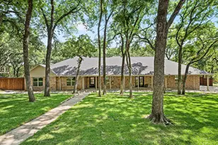 2335 Los Robles St, Grapevine, TX 76051 - Photo 1