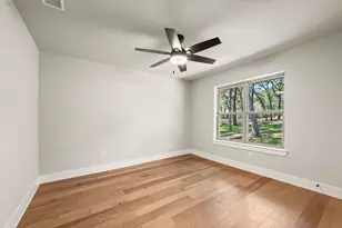 2335 Los Robles St, Grapevine, TX 76051 - Photo 23