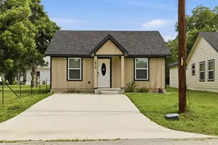 1618 Cleveland St, Greenville, TX 75401 - Photo 1