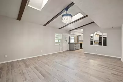 2505 Crestmoor Court, Arlington, TX 76016 - Photo 7
