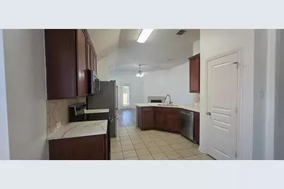 12128 Tacoma Ridge Drive, Fort Worth, TX 76244 - Photo 35