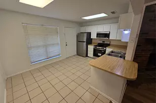 7451 N College Cir, North Richland Hills, TX 76180 - Photo 7
