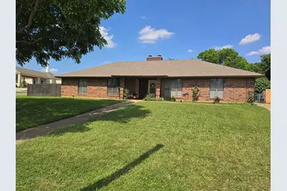 7451 N College Circle, North Richland Hills, TX 76180 - Photo 1