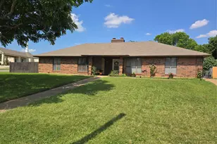 7451 N College Cir, North Richland Hills, TX 76180 - Photo 1