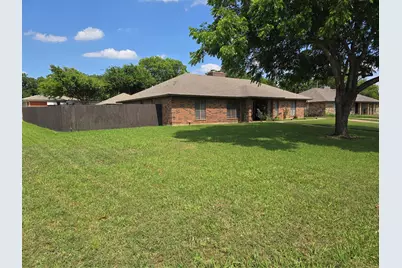 7451 N College Circle, North Richland Hills, TX 76180 - Photo 19