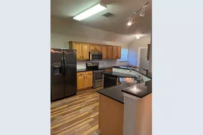 4700 Topaz Lane, Granbury, TX 76049 - Photo 5